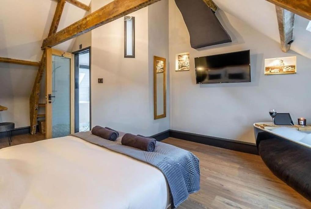 One Over Eight - Luxury One Bed Apartment Whitby Esterno foto